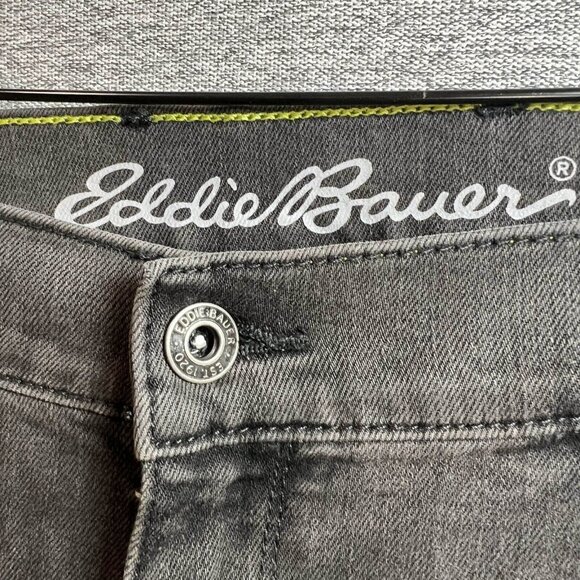 Eddie Bauer Jeans Women Size 14 Black Washed Slightly Curvy Slim Straight Denim - Picture 4 of 16